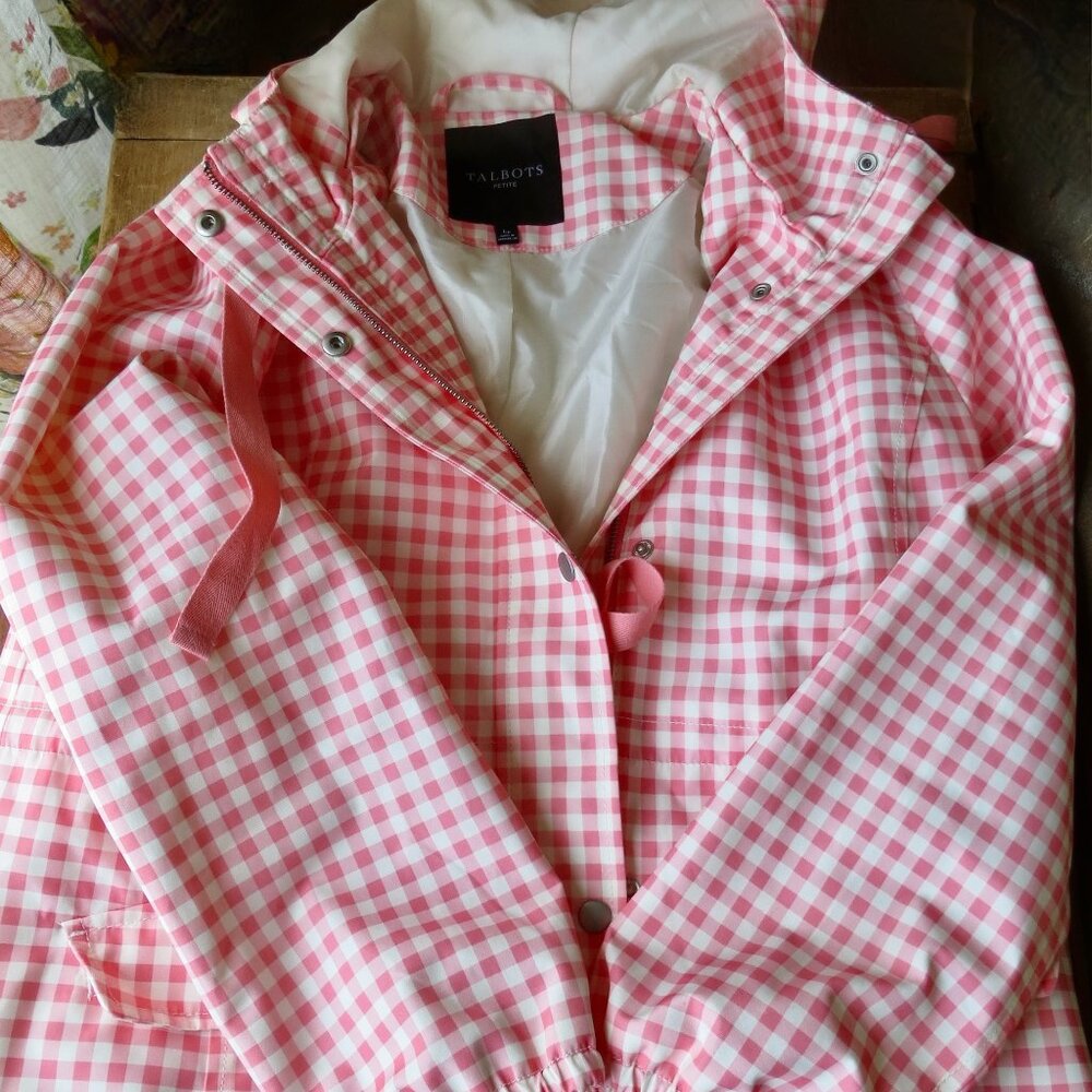 Talbots Pink Gingham Jacket with Hood Size Large Petite Raincoat